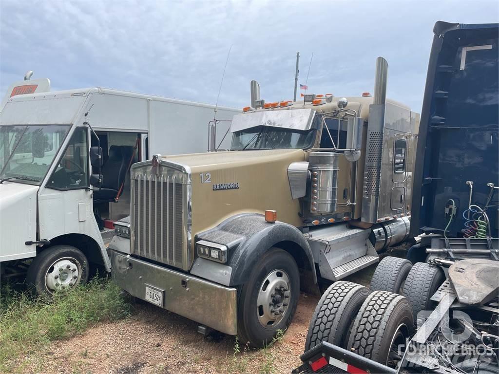 Kenworth W900 Autotractoare