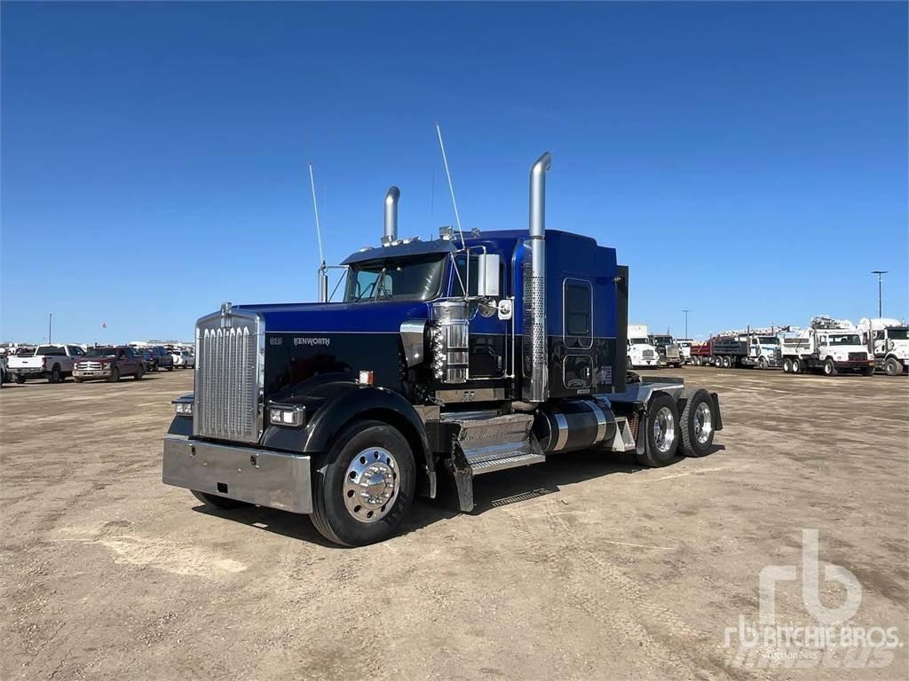 Kenworth W900 Autotractoare