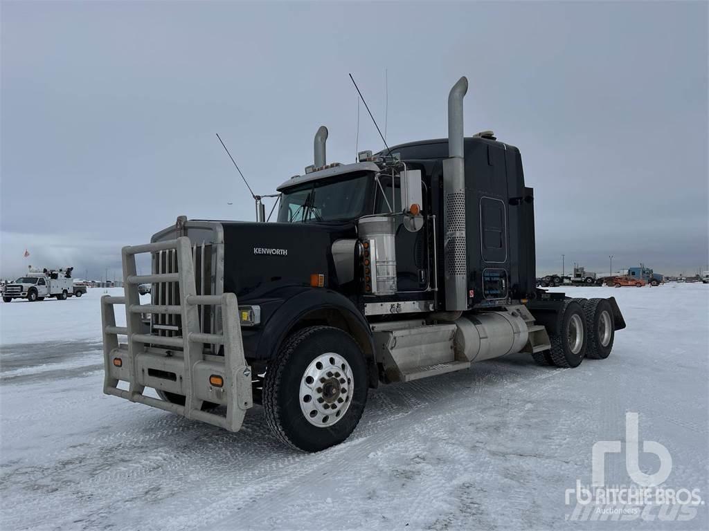 Kenworth W900 Autotractoare