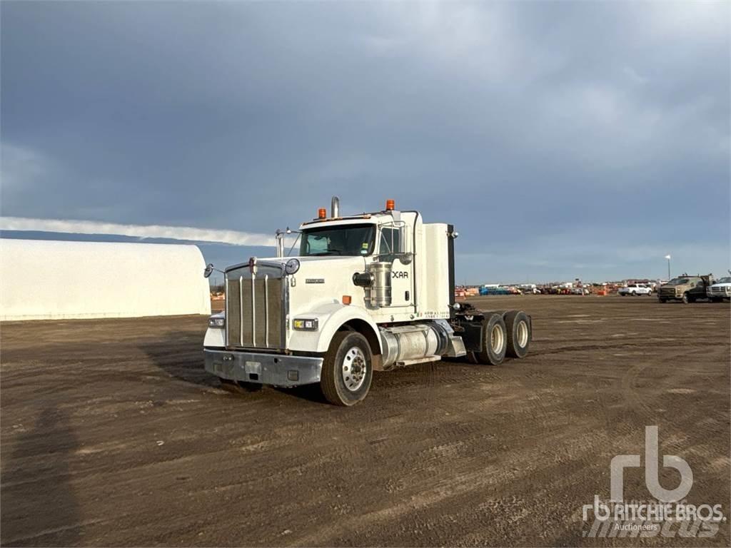 Kenworth W900 Autotractoare