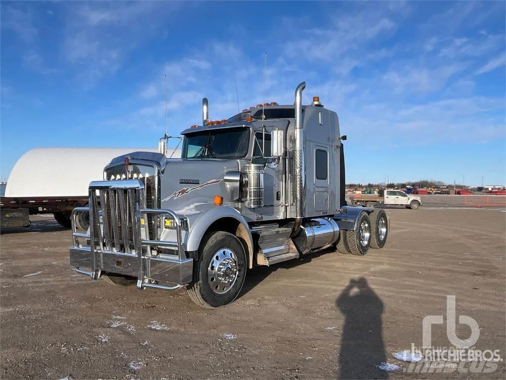 Kenworth W900 Autotractoare