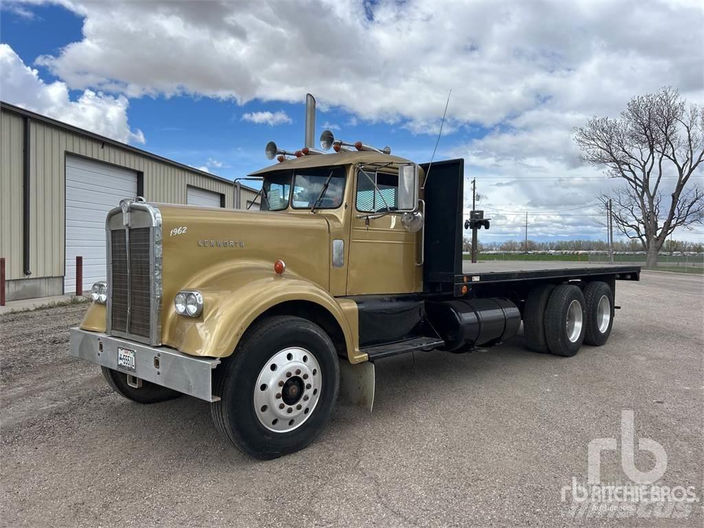 Kenworth W900 Camioane platforma/prelata