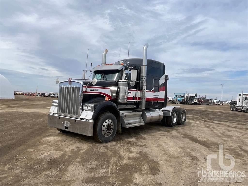 Kenworth W900 Autotractoare