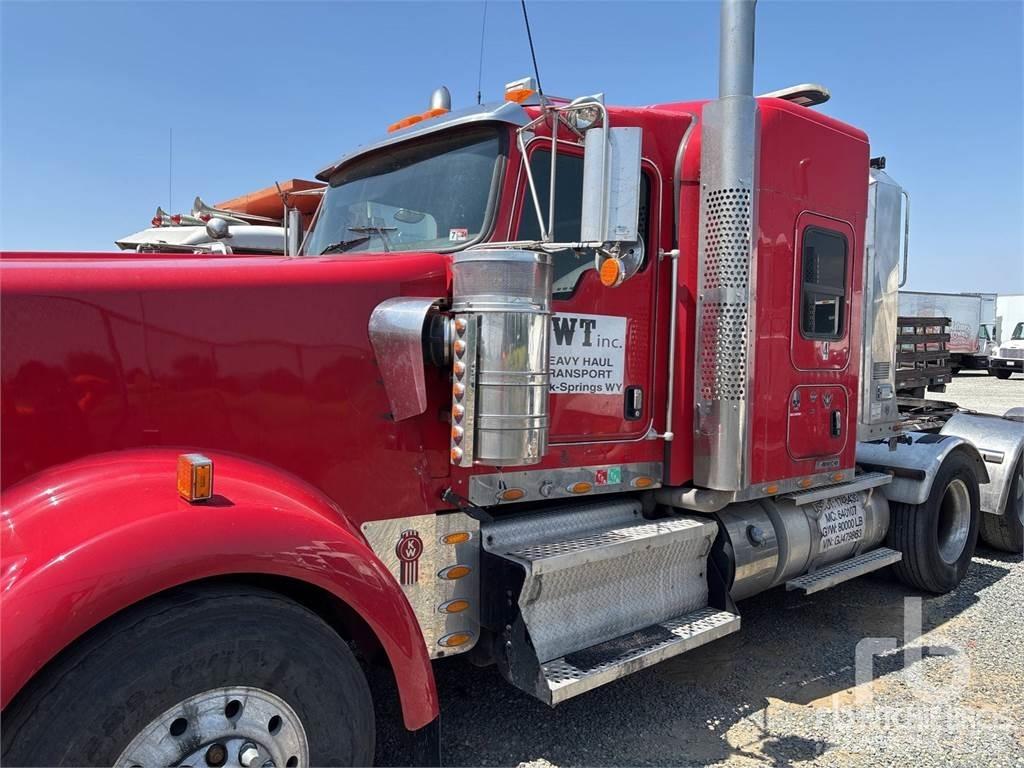 Kenworth W900 Autotractoare