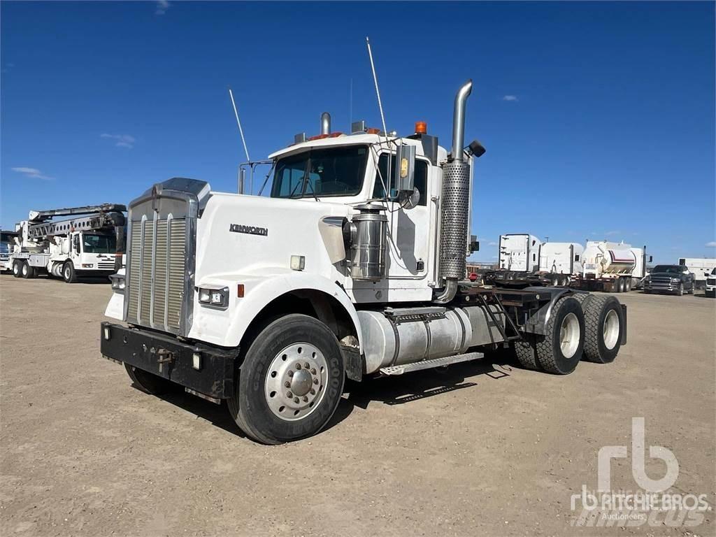Kenworth W900 Autotractoare