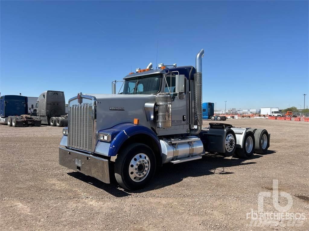 Kenworth W900 Autotractoare