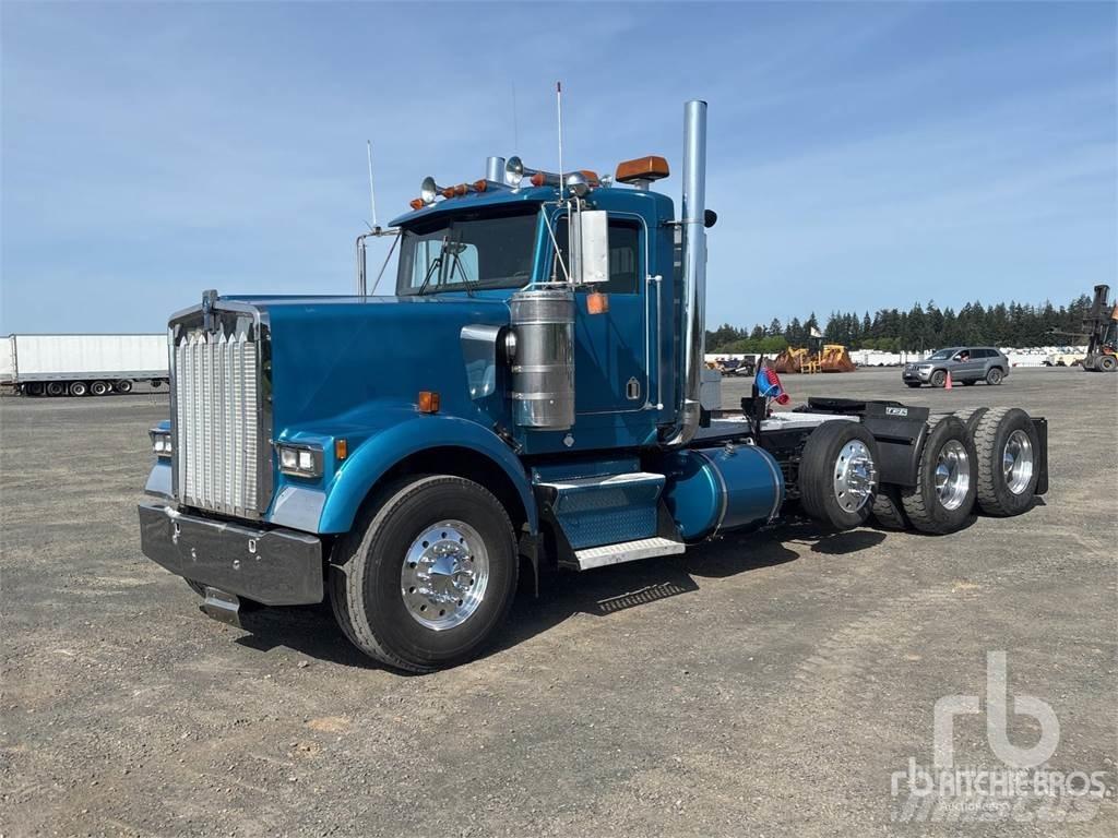 Kenworth W900 Autotractoare