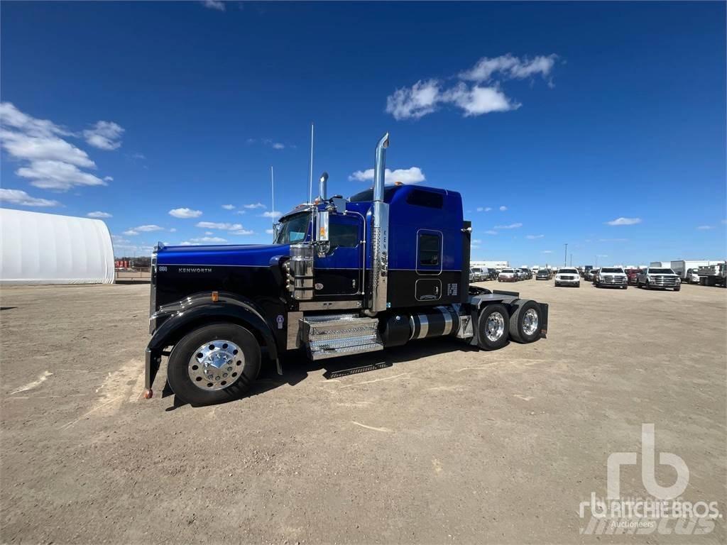 Kenworth W900L Autotractoare