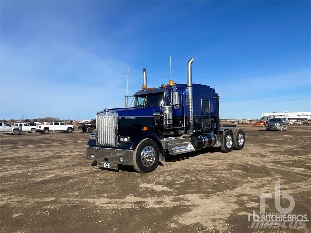 Kenworth W900L Autotractoare