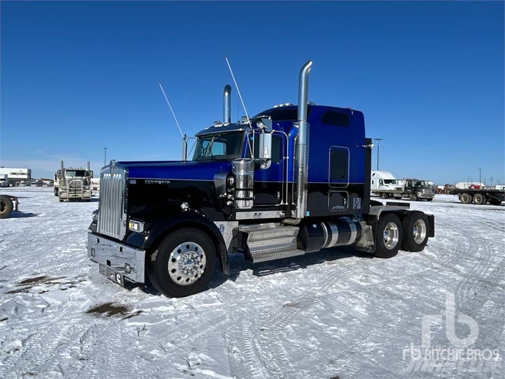 Kenworth W900L Autotractoare