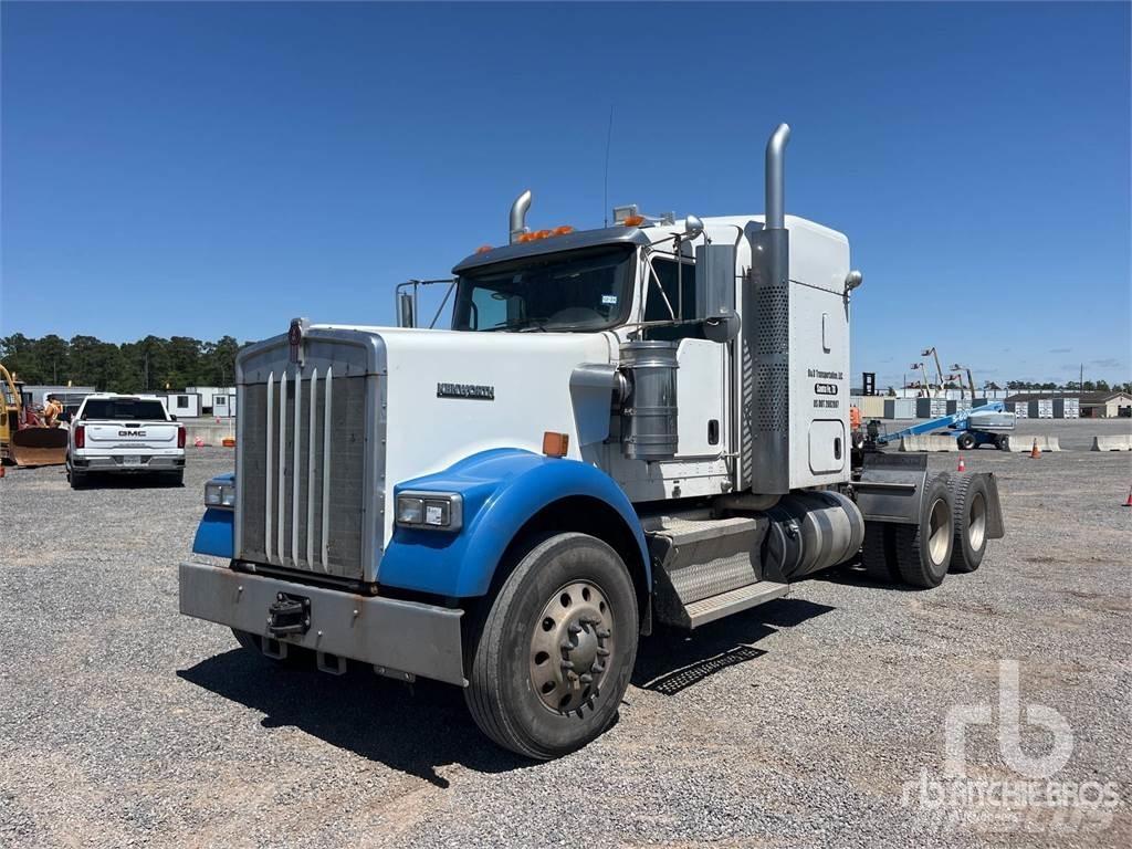 Kenworth W900L Autotractoare