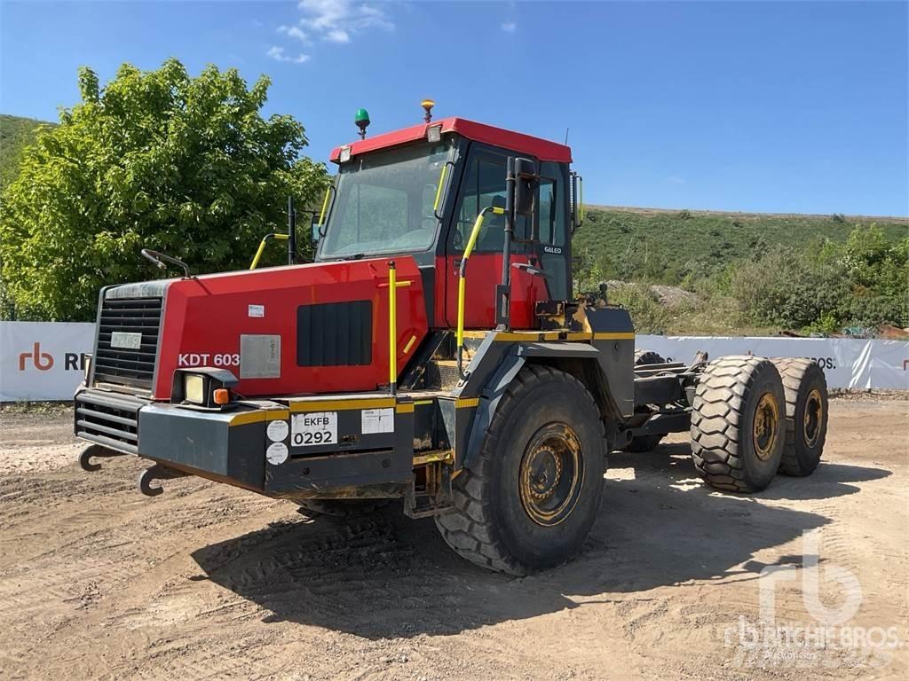 Komatsu HM300-1 Transportoare articulate