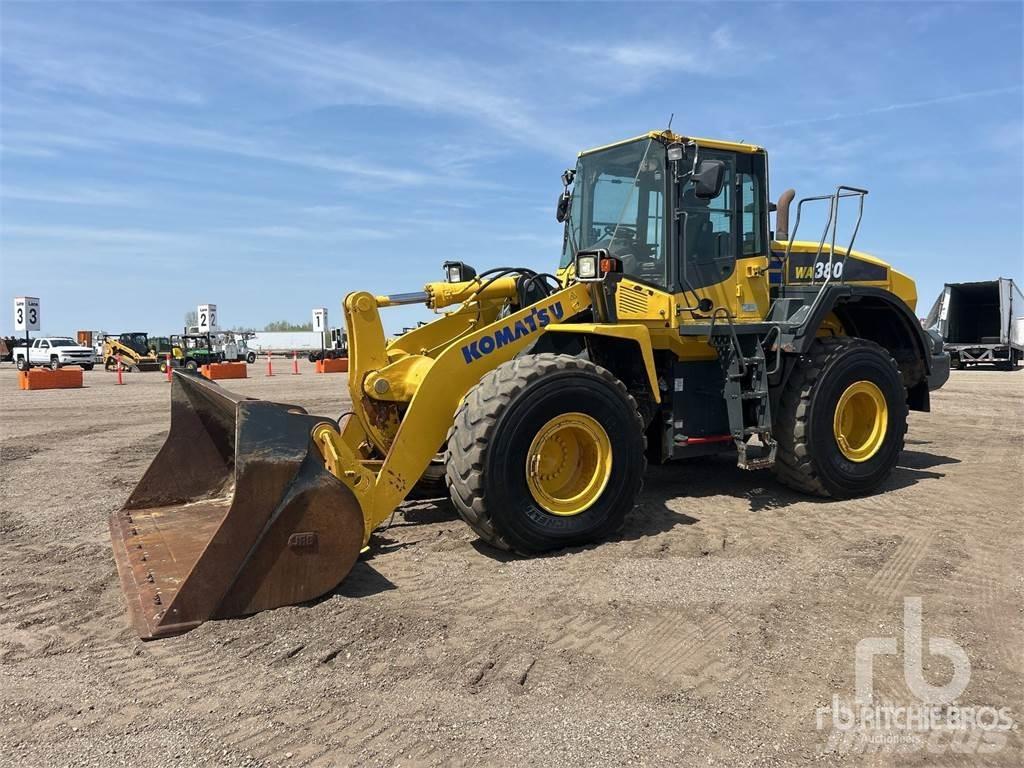 Komatsu WA380-7 Incarcator pe pneuri
