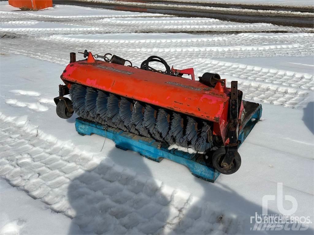 Kubota BX2537A Alte componente