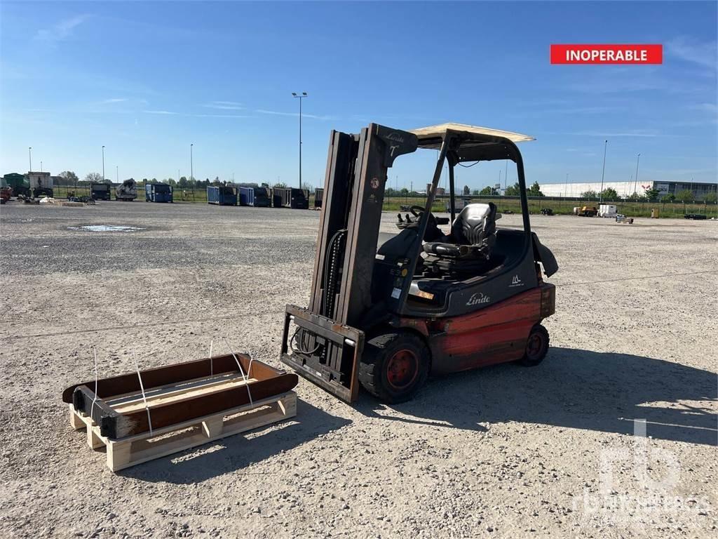 Linde E30 Stivuitor electric