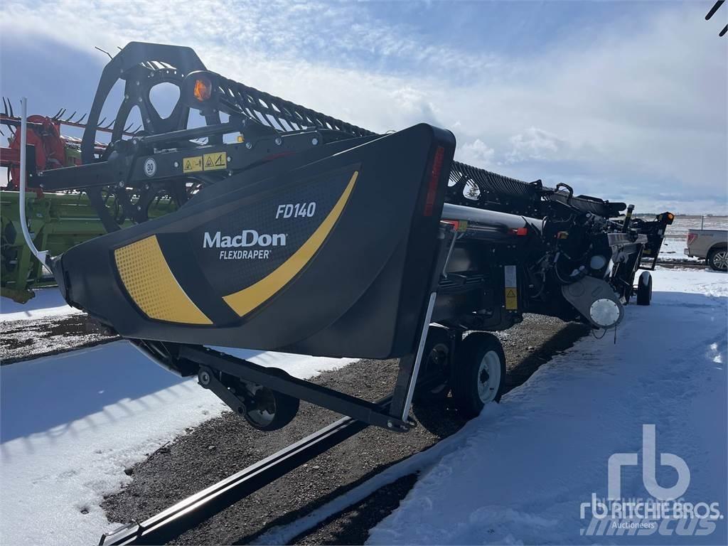 MacDon FD140 Combine capete pentru culegatoare