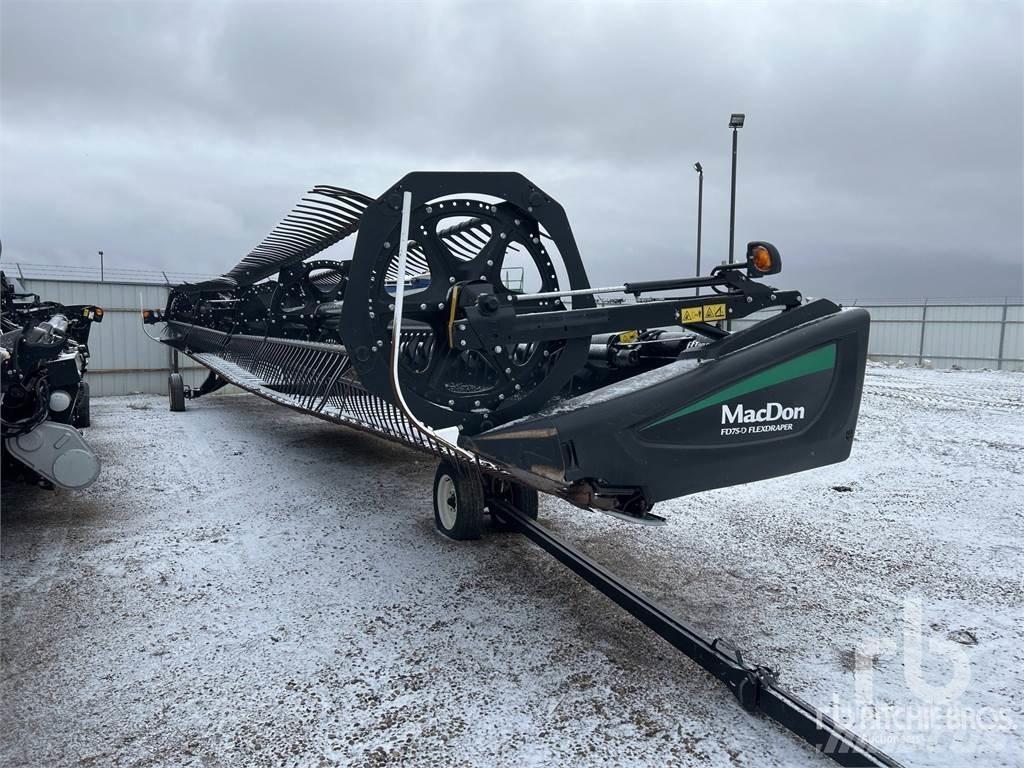 MacDon FD75 Combine capete pentru culegatoare