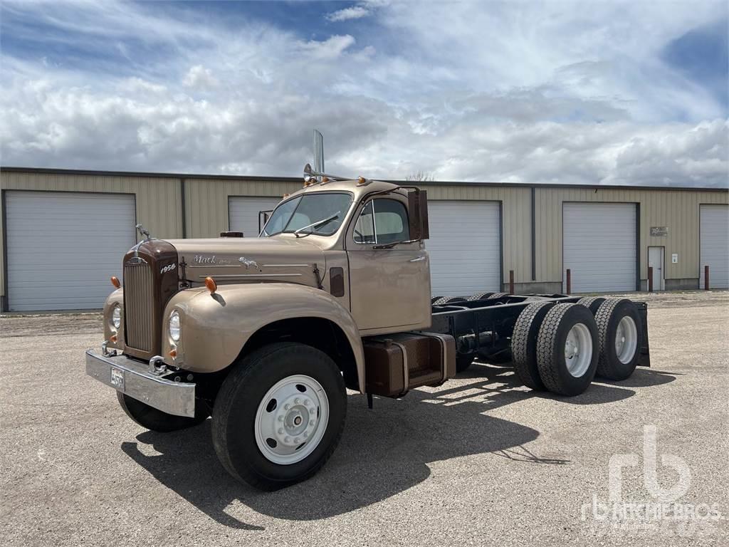 Mack 1956 Camion cabina sasiu
