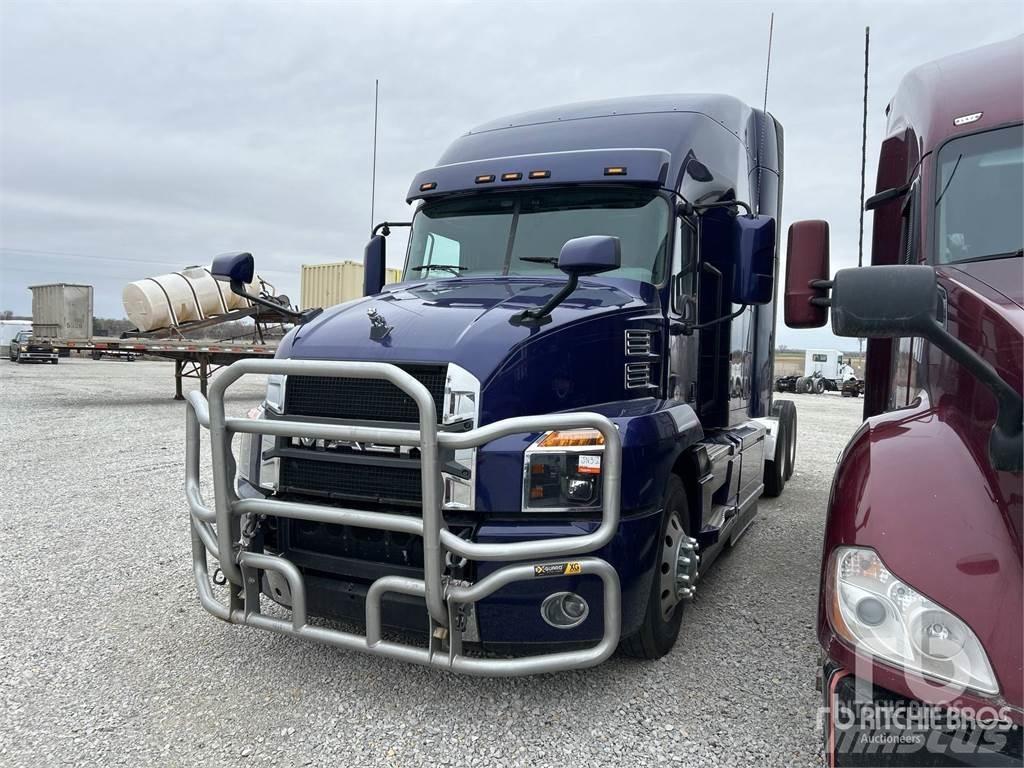 Mack ANTHEM Autotractoare