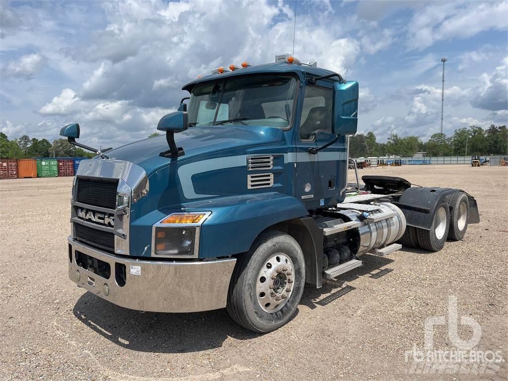 Mack ANTHEM Autotractoare