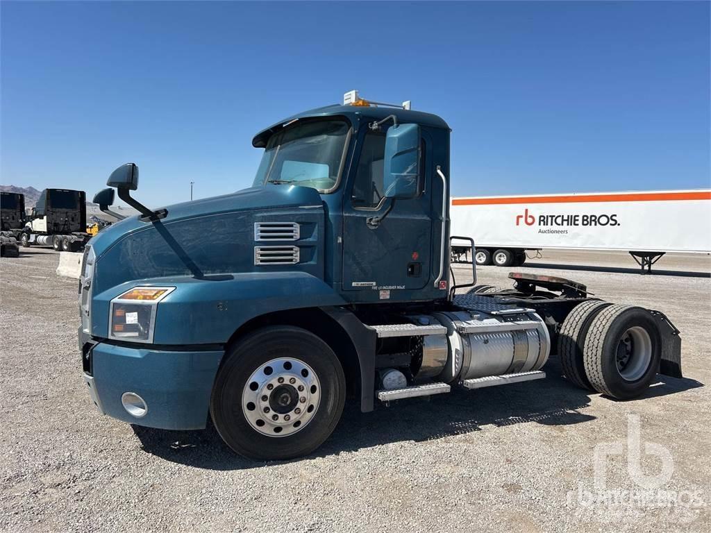 Mack ANTHEM Autotractoare