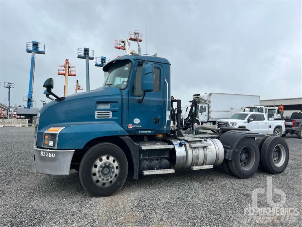 Mack ANTHEM Autotractoare