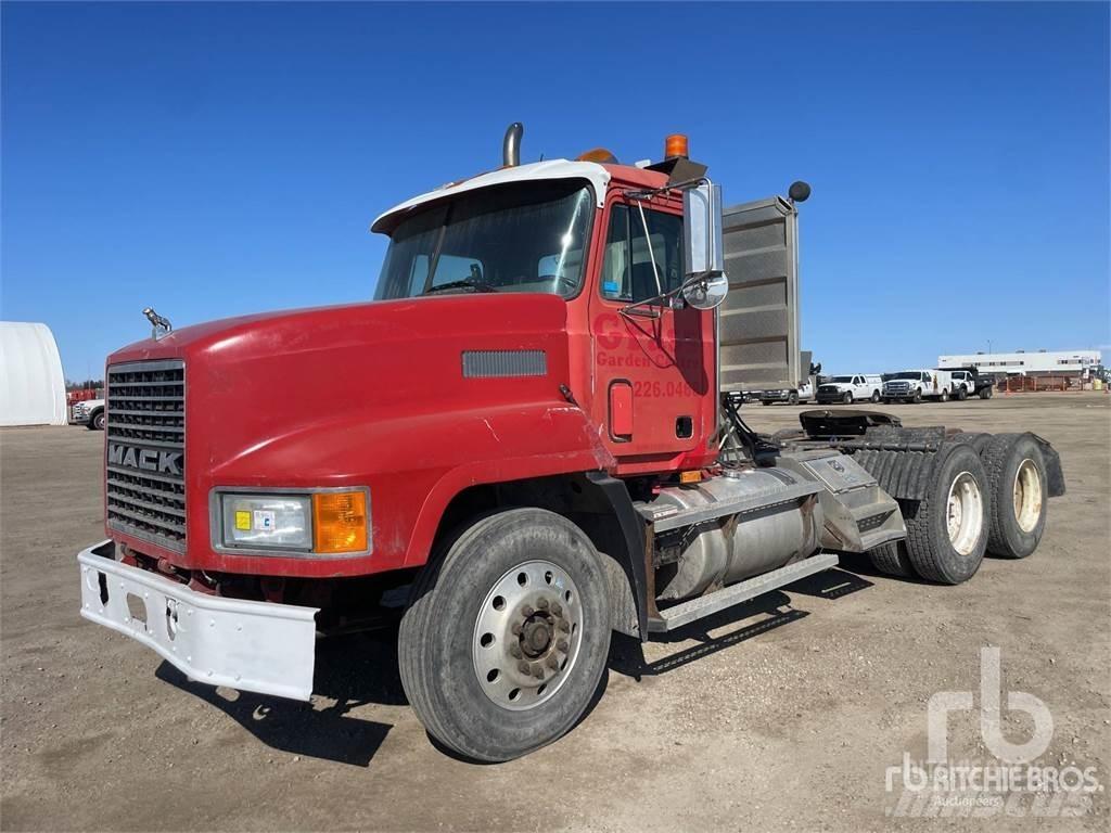 Mack CH600 Autotractoare
