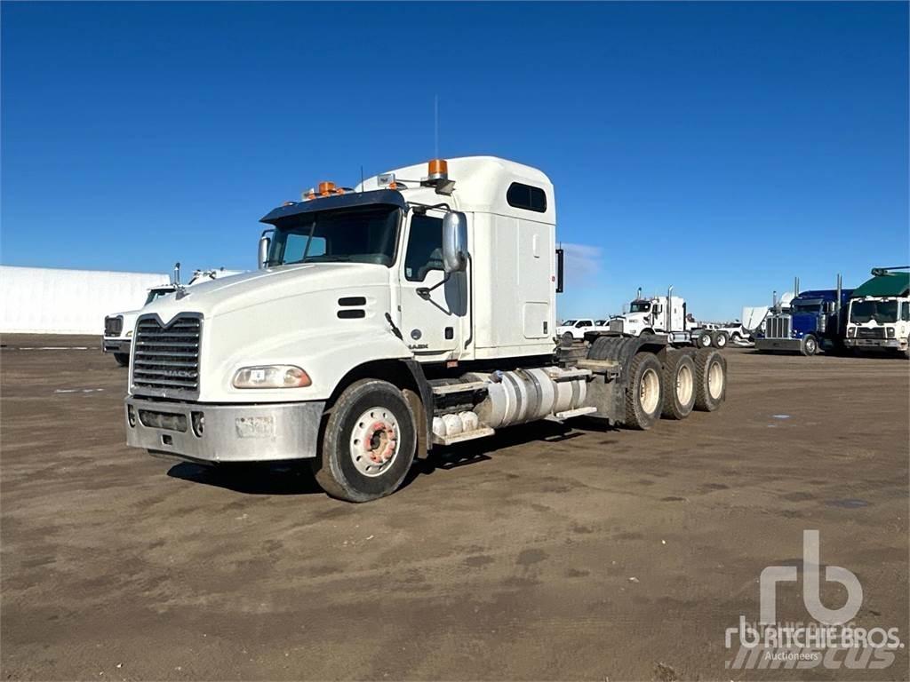 Mack CXU614 Autotractoare