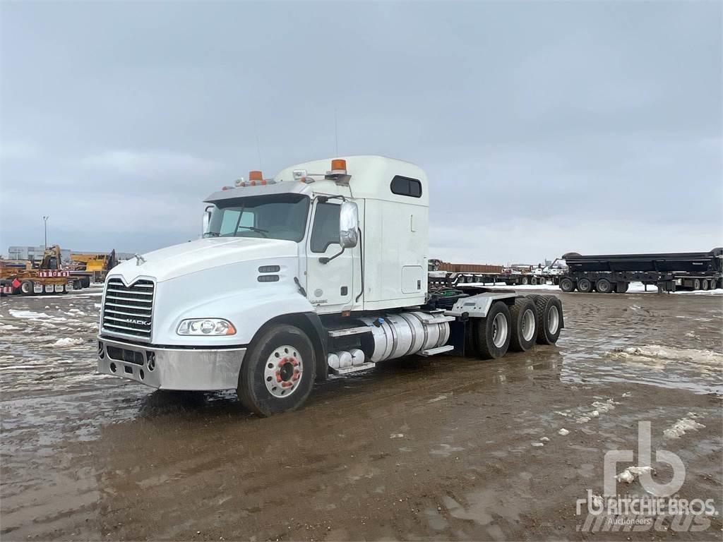 Mack CXU614 Autotractoare
