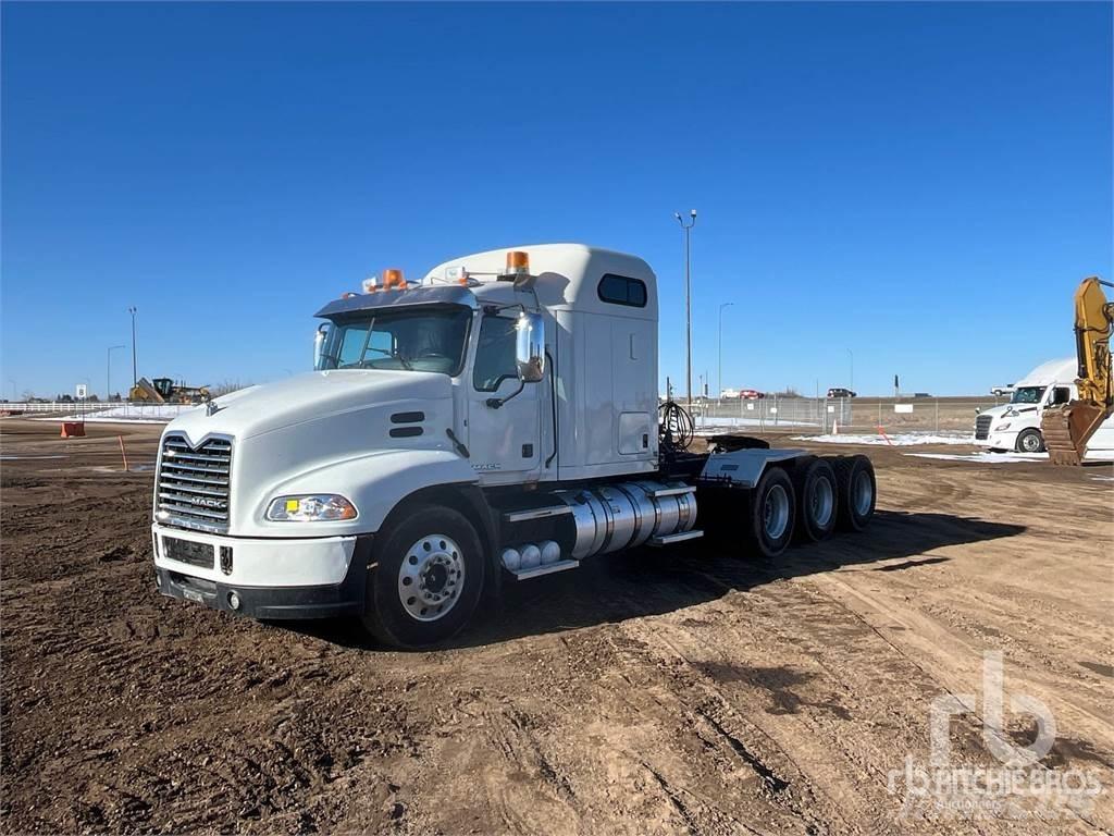 Mack CXU614 Autotractoare