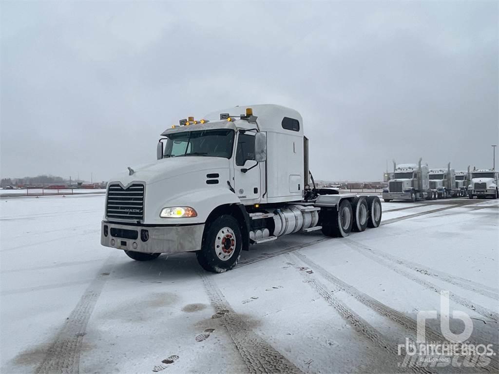 Mack CXU614 Autotractoare