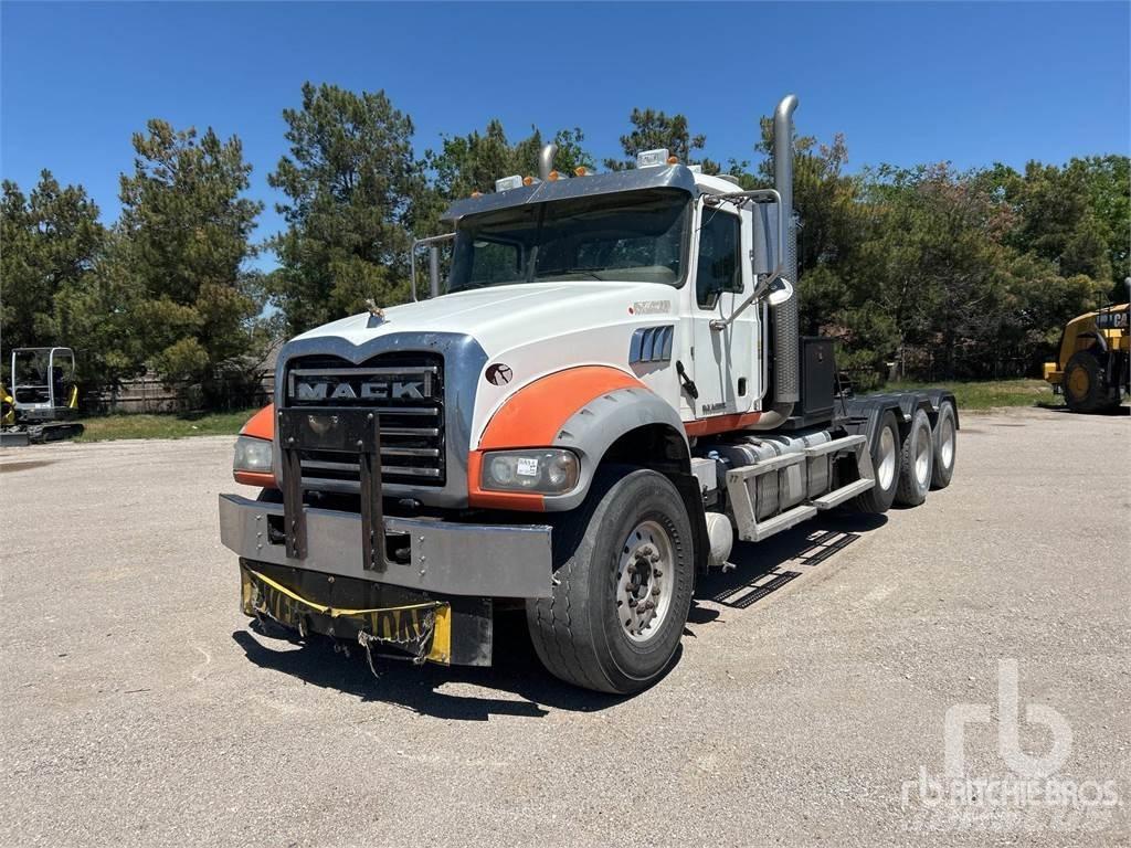 Mack GU713 Platforma/Troliu