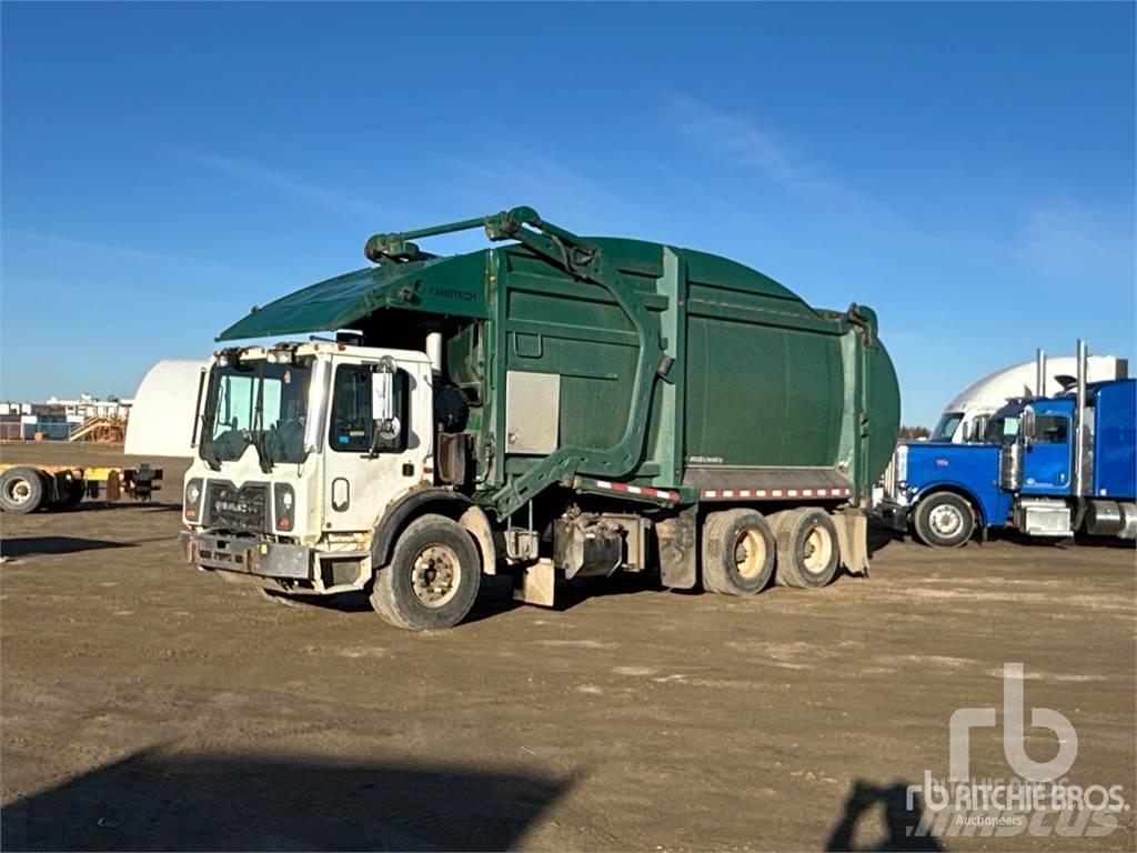 Mack MRU613 Camion de deseuri