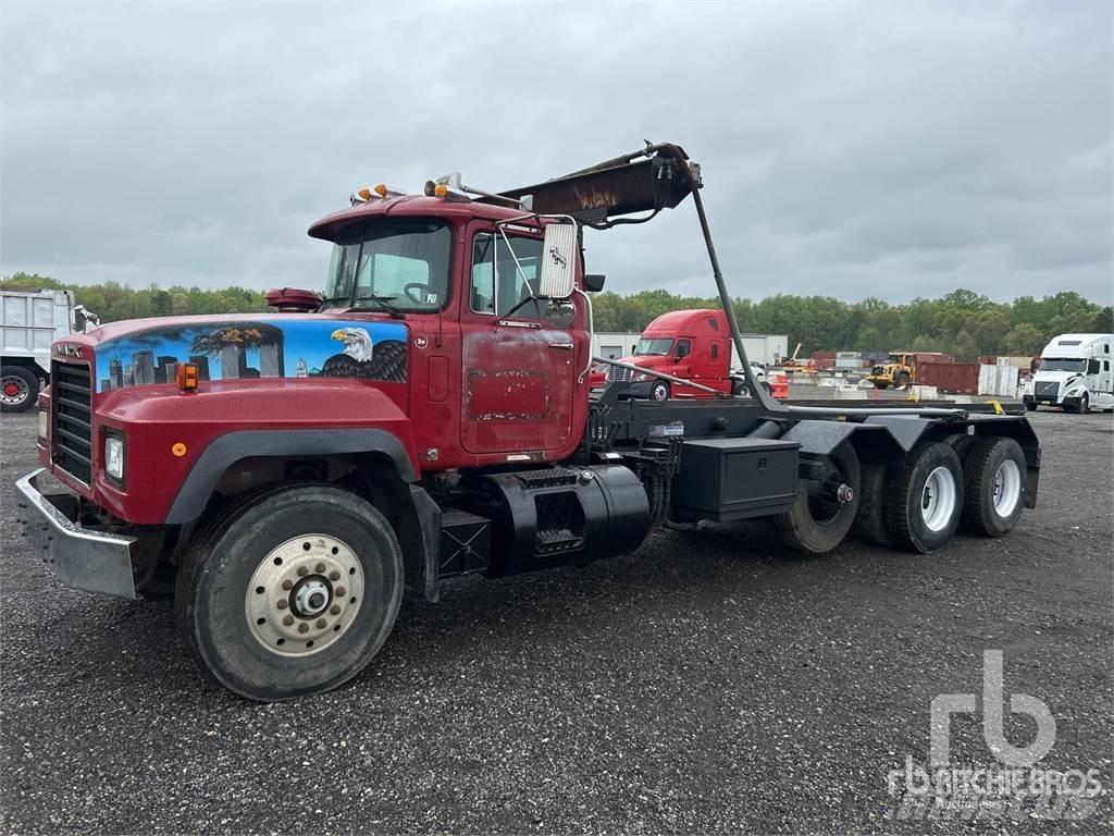 Mack RD688S Camioane Demontabile