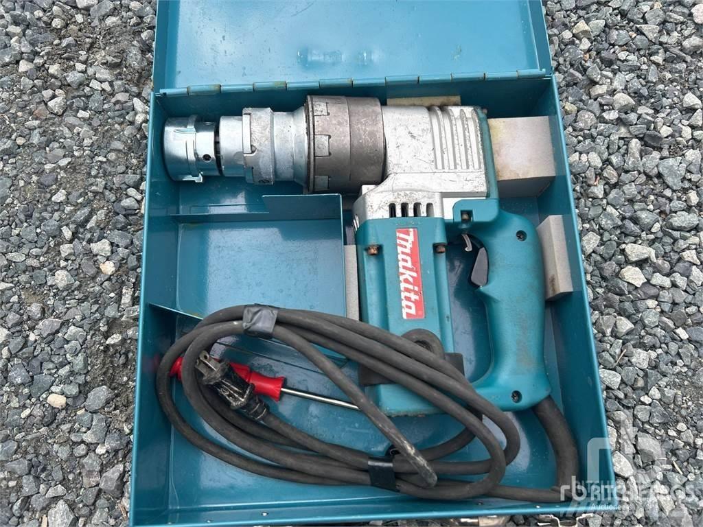 Makita 6922NB Utilaje construcții - Altele