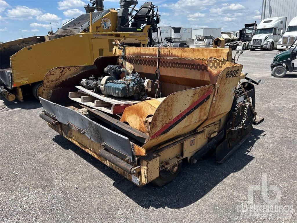 Mauldin 690F Pavatoare asfalt