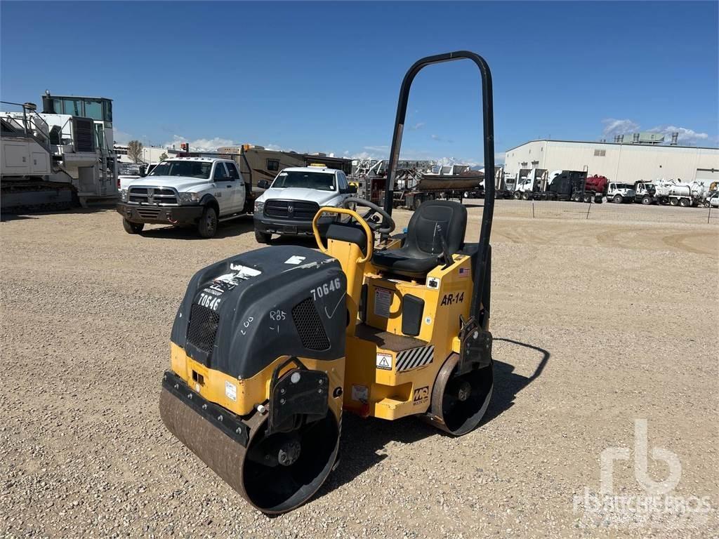 MultiQuip AR14H Cilindri compactori dubli