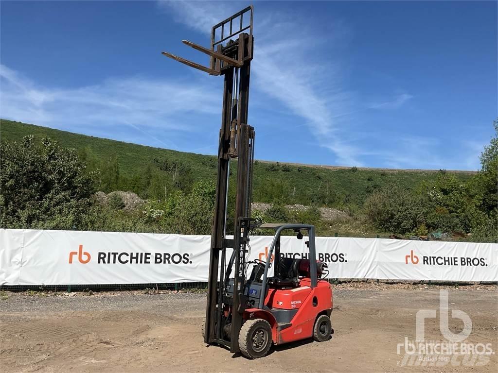 Nexen FGL30 Stivuitor diesel