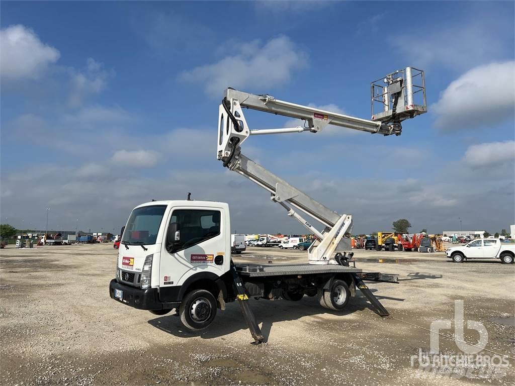 Nissan CABSTAR Platforme aeriene montate pe remorca