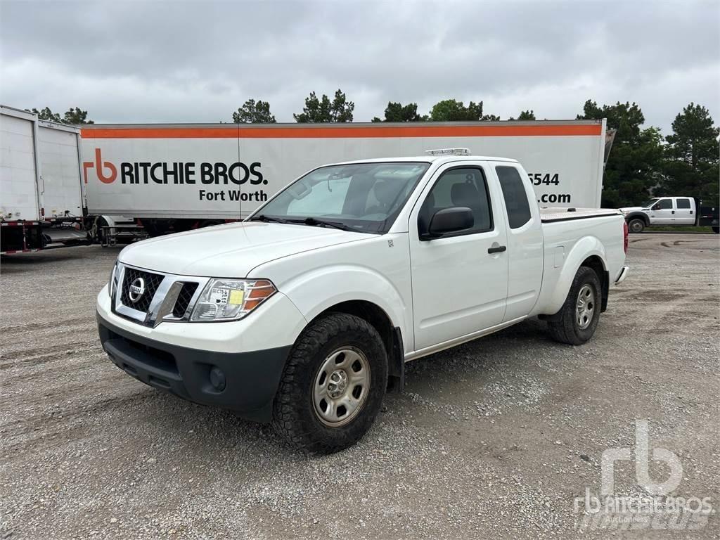 Nissan FRONTIER Pick up/Platou