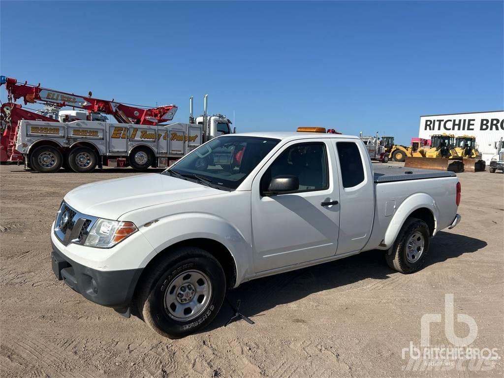 Nissan FRONTIER Pick up/Platou