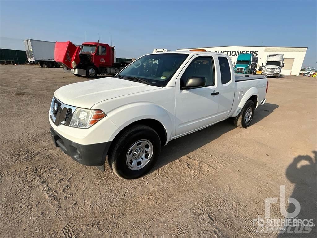 Nissan FRONTIER Pick up/Platou