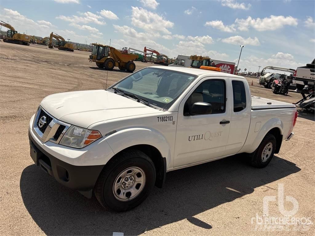 Nissan FRONTIER Pick up/Platou