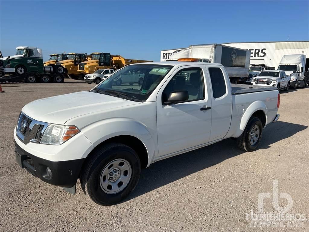 Nissan FRONTIER Pick up/Platou