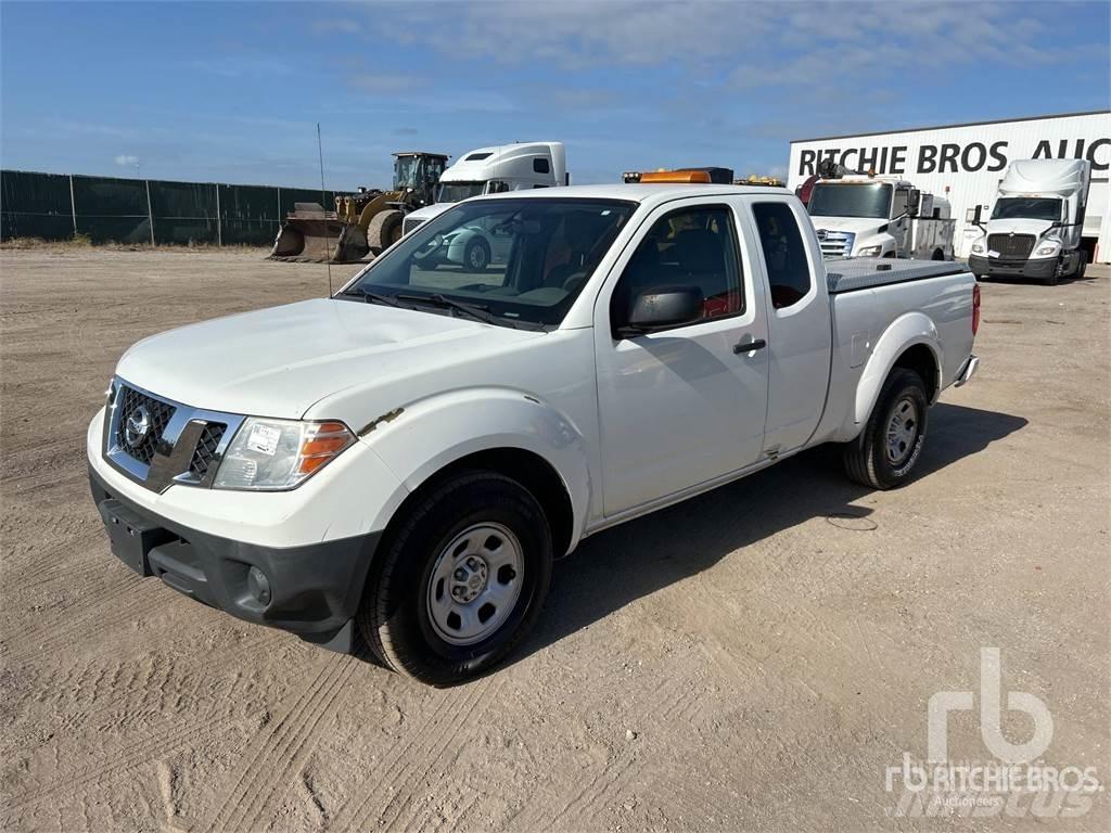 Nissan FRONTIER Pick up/Platou