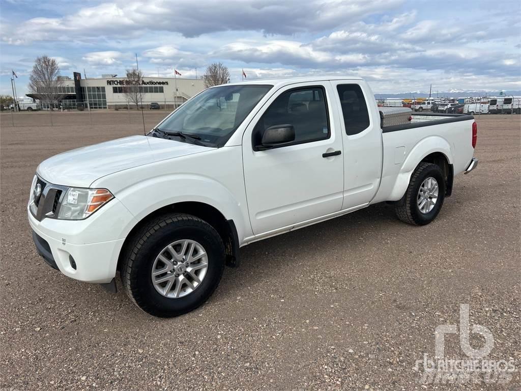 Nissan FRONTIER Pick up/Platou