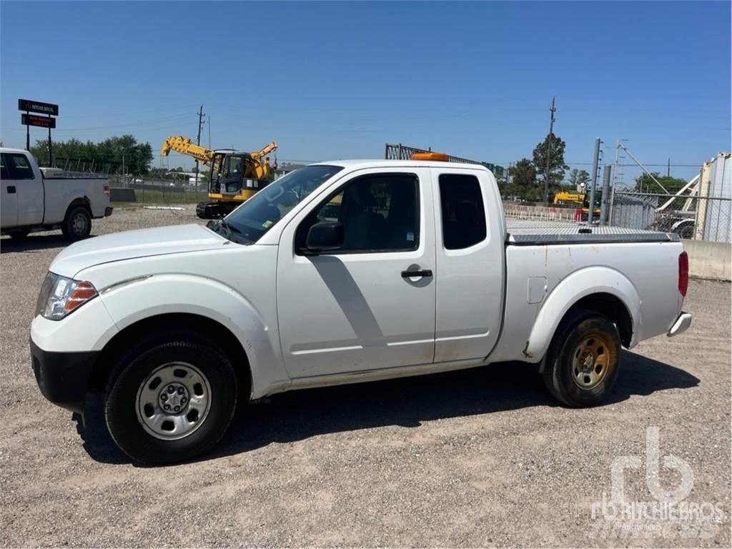 Nissan FRONTIER Pick up/Platou