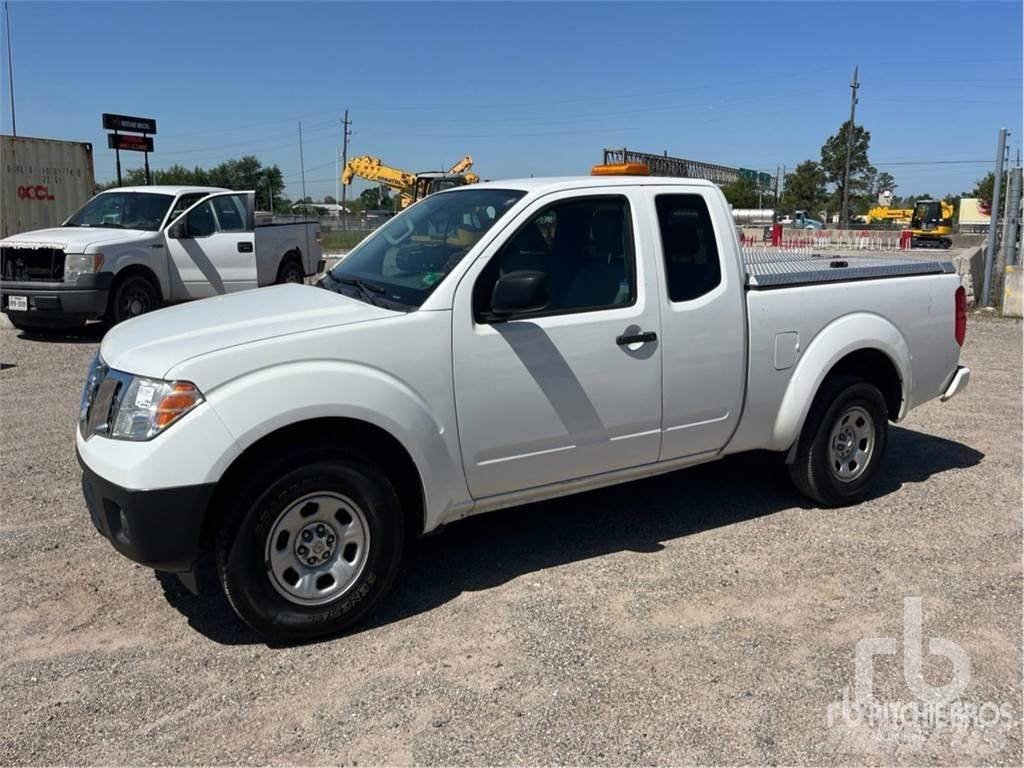 Nissan FRONTIER Pick up/Platou