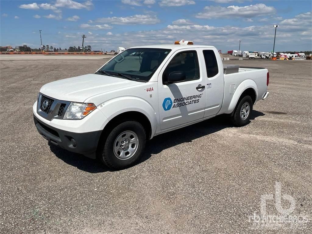 Nissan FRONTIER Pick up/Platou