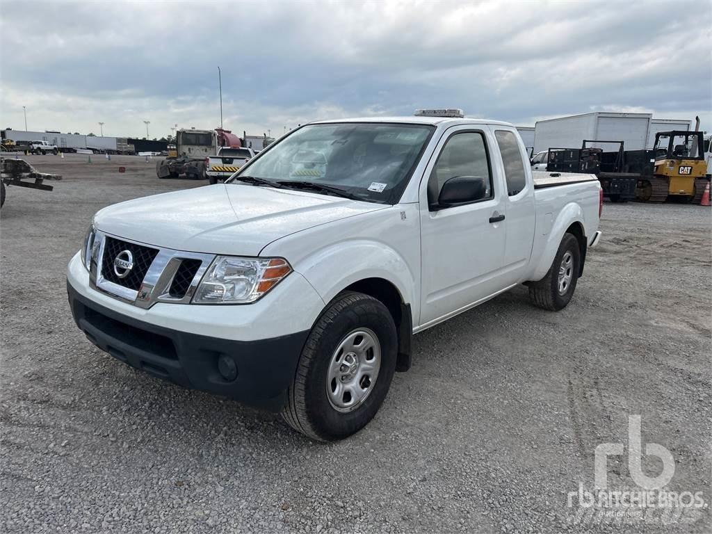 Nissan FRONTIER Pick up/Platou
